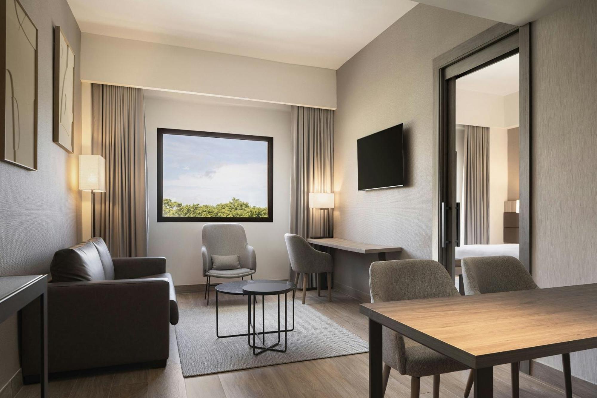 Ac Hotel By Marriott ปุนตากานา ภายนอก รูปภาพ